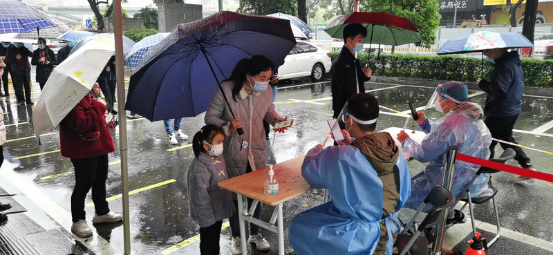 湖南糧油集團志愿者投身社區抗疫